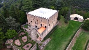 castell-montesquiu dronimage360